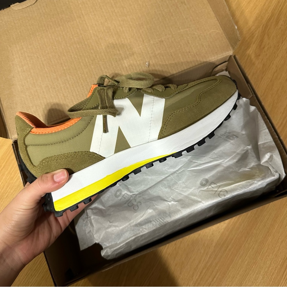 New balance x figs sneakers